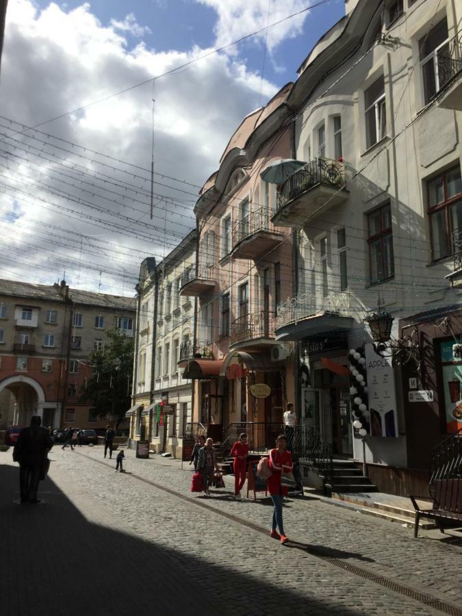 Затишна Квартира В Центрі Міста Ternopil Kültér fotó
